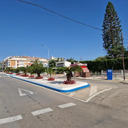 Del Parque Flats Las Gaviotas Beach * Torre de Benagalbón